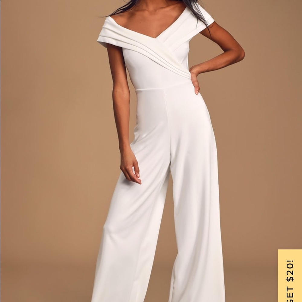 NWT Lulu’s stand tall white jumpsuit